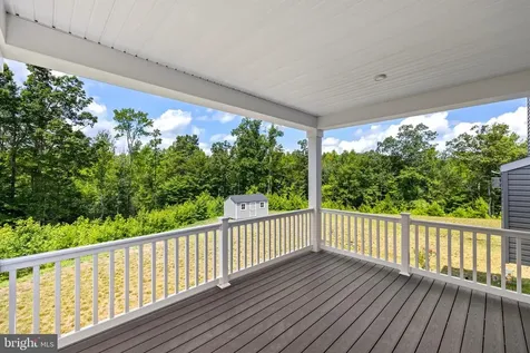5018 Birch Leaf Circle Fredericksburg VA 22407