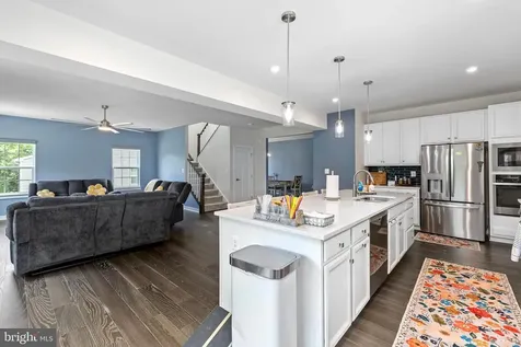 5018 Birch Leaf Circle Fredericksburg VA 22407