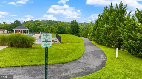 5018 Birch Leaf Circle Fredericksburg VA 22407