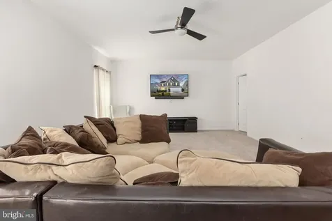 5812 Spruce Valley Drive Fredericksburg VA 22407