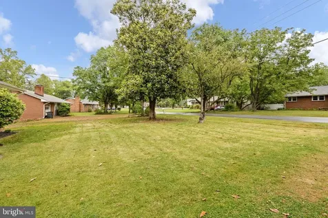 836 Churchill Drive Fredericksburg VA 22407