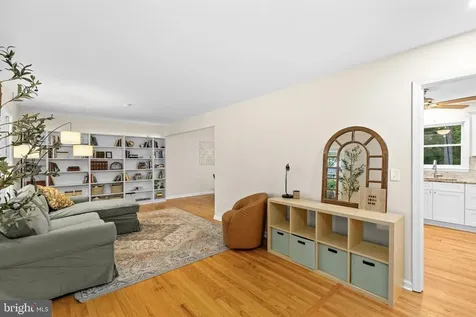 836 Churchill Drive Fredericksburg VA 22407