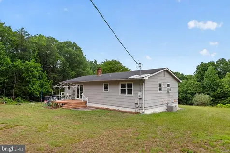 9600 Honeysuckle Road Fredericksburg VA 22408