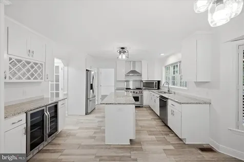 10403 Colechester Street Fredericksburg VA 22408