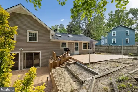 4 Pond Circle Fredericksburg VA 22407