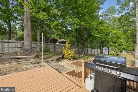 4 Pond Circle Fredericksburg VA 22407