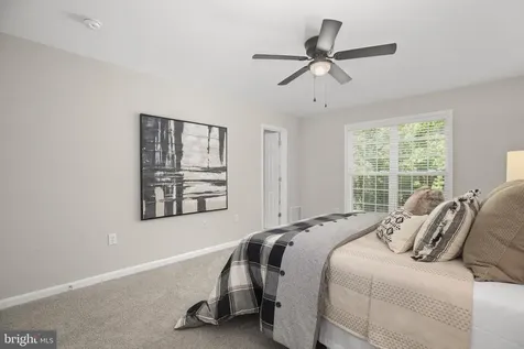 424 Laurel Avenue Fredericksburg VA 22408