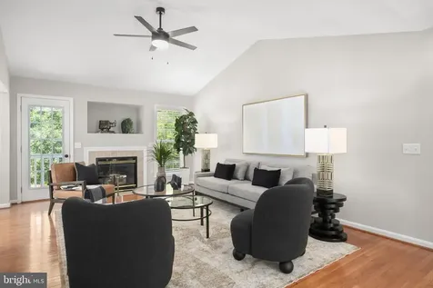 424 Laurel Avenue Fredericksburg VA 22408