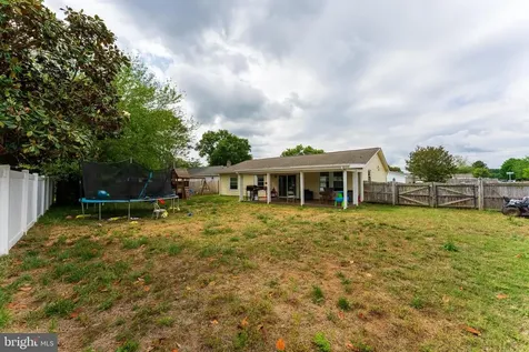 408 Brooks Drive S Fredericksburg VA 22408