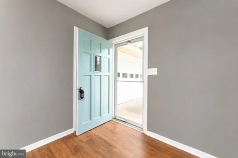 408 Brooks Drive S Fredericksburg VA 22408