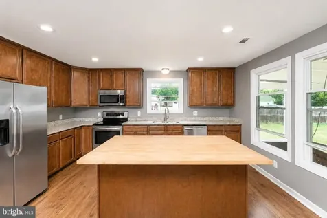 408 Brooks Drive S Fredericksburg VA 22408