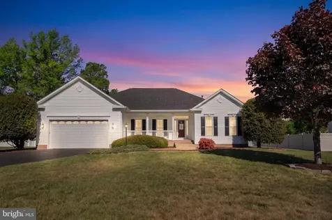 2707 Glendas Way Fredericksburg VA 22408