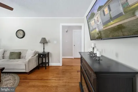 120 Mclaws Street E Fredericksburg VA 22408