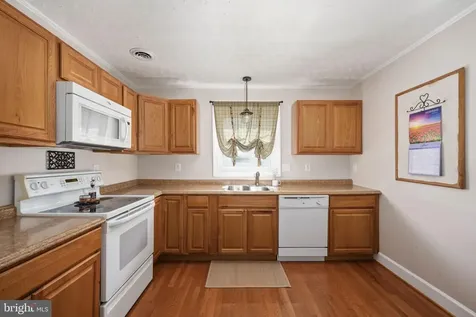 120 Mclaws Street E Fredericksburg VA 22408