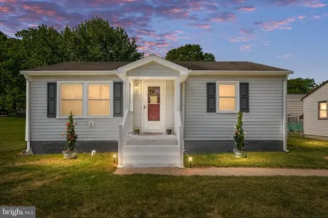 120 Mclaws Street E Fredericksburg VA 22408