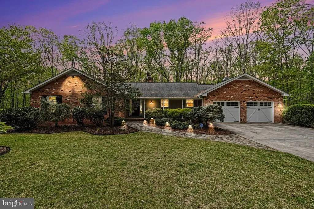 7 River Bluffs Drive Fredericksburg VA 22407