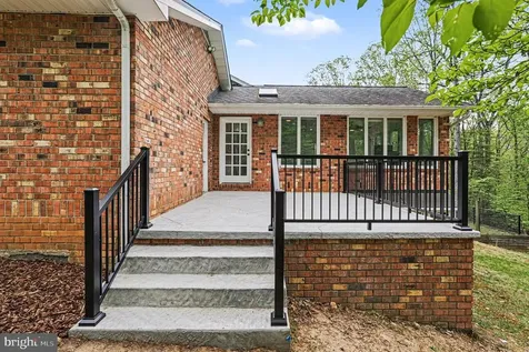 7 River Bluffs Drive Fredericksburg VA 22407