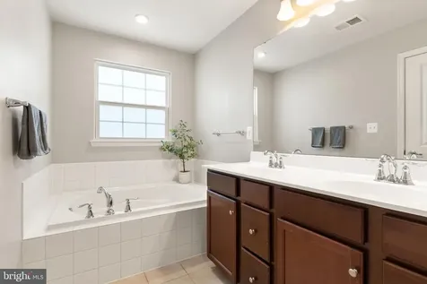 2813 Wheatland Station Way Fredericksburg VA 22408