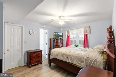 7920 Woods Drive S Fredericksburg VA 22408