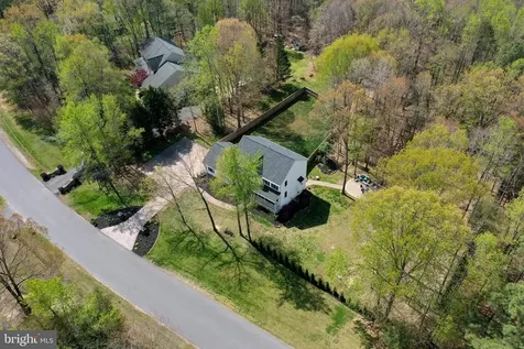 7920 Woods Drive S Fredericksburg VA 22408