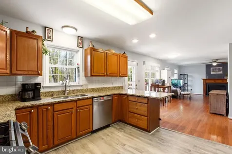 7920 Woods Drive S Fredericksburg VA 22408
