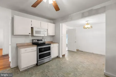 117 Hill Street Fredericksburg VA 22408