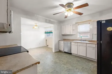 117 Hill Street Fredericksburg VA 22408