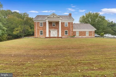 19 Twin Springs Drive Fredericksburg VA 22407