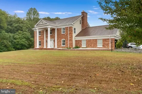 19 Twin Springs Drive Fredericksburg VA 22407