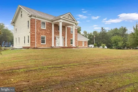 19 Twin Springs Drive Fredericksburg VA 22407