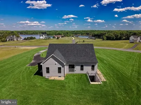 9435 Signature Way Fredericksburg VA 22407