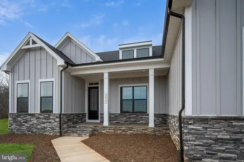 9435 Signature Way Fredericksburg VA 22407