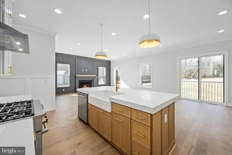 9435 Signature Way Fredericksburg VA 22407