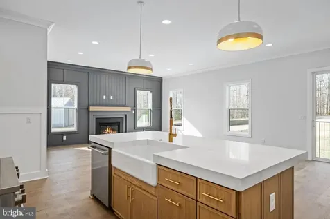 9435 Signature Way Fredericksburg VA 22407