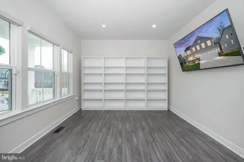 9104 Maple Run Drive Fredericksburg VA 22407