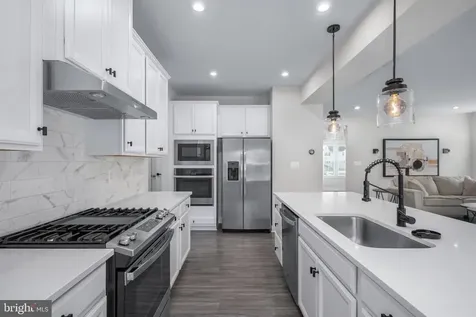 9104 Maple Run Drive Fredericksburg VA 22407