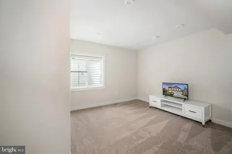 9104 Maple Run Drive Fredericksburg VA 22407