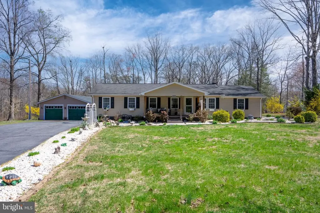 8029 Flippo Drive Fredericksburg VA 22408