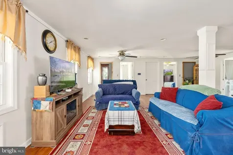 8029 Flippo Drive Fredericksburg VA 22408