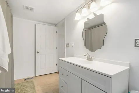 8029 Flippo Drive Fredericksburg VA 22408