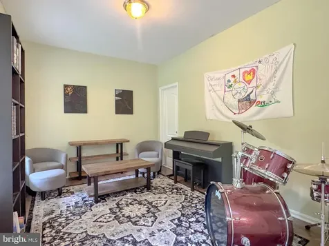 8001 Church Pond Road Fredericksburg VA 22408