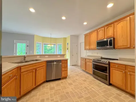 8001 Church Pond Road Fredericksburg VA 22408