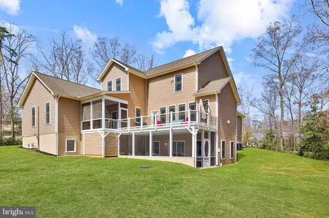 7022 Barclay Drive Fredericksburg VA 22407