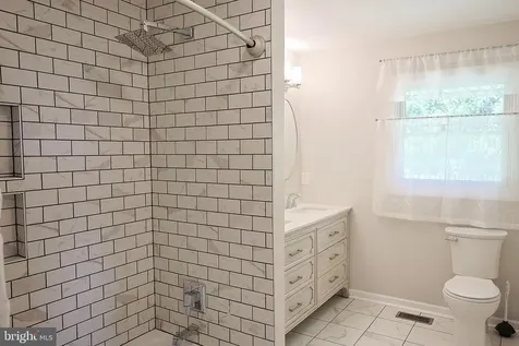 40 Antique Lane Sperryville VA 22740
