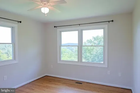 40 Antique Lane Sperryville VA 22740