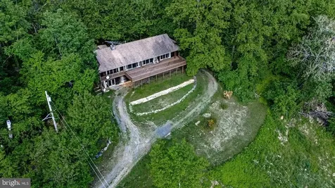 32 New Moon Lane Sperryville VA 22740