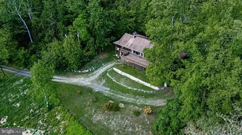 32 New Moon Lane Sperryville VA 22740