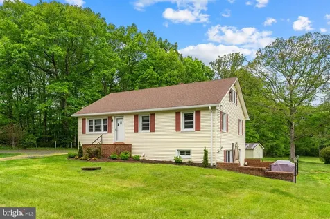 85 Poes Road S Amissville VA 20106