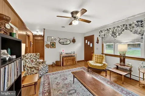 85 Poes Road S Amissville VA 20106