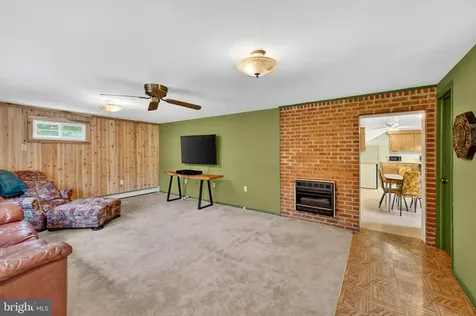 85 Poes Road S Amissville VA 20106